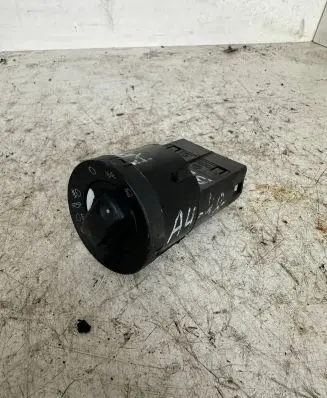 Audi A4 S4 B7 8E 8H Light switch 8E0941531C