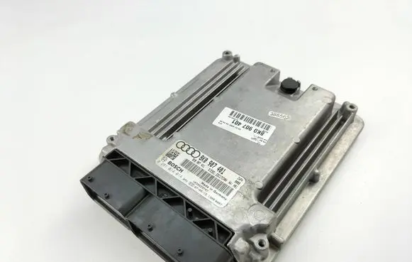 Audi A5 8T 8F Engine control unit/module 8K0907401 0281014014