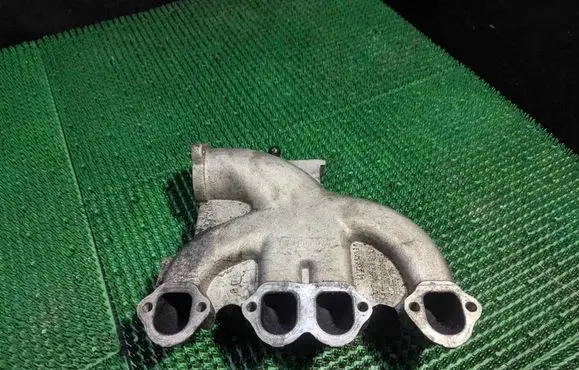Audi A3 S3 8L Intake manifold 038129713AF