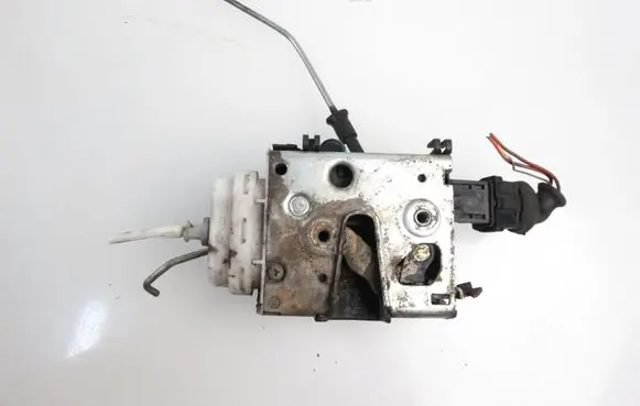 Audi A6 S6 C4 4A Front door lock 4A2837016B