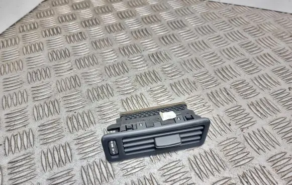 Mercedes-Benz E W212 Dashboard side air vent grill/cover trim A2128301254