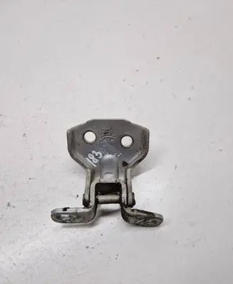 KIA Sorento Front door upper hinge