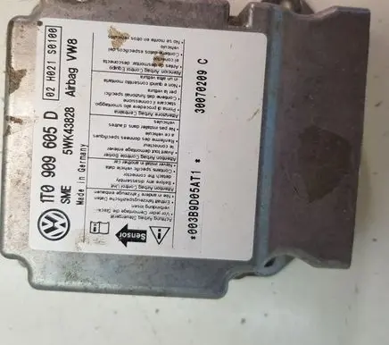 Volkswagen Touran I Airbag control unit/module 1T0909605D