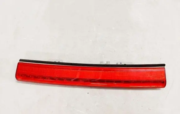 Fiat 500X Third/center stoplight