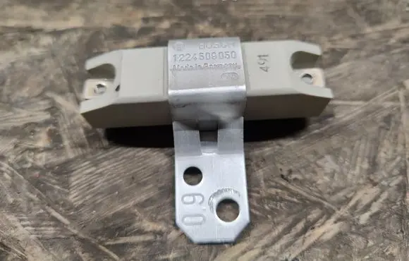 Maserati Quattroporte Fuse 1224509050