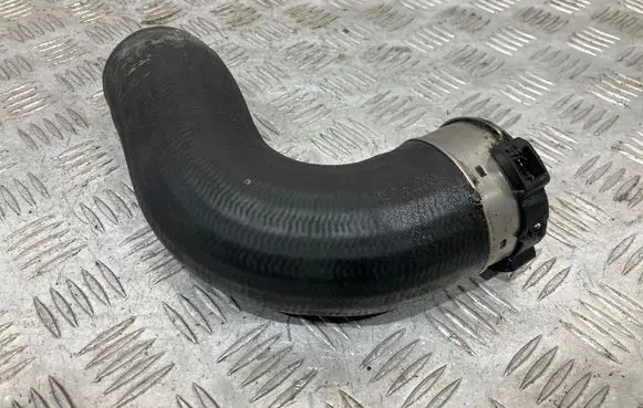 Volvo S90, V90 Intercooler hose/pipe 31657761