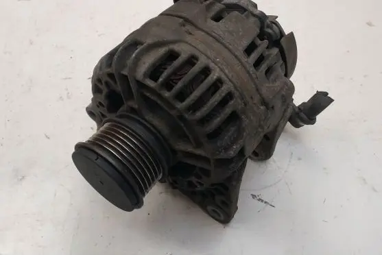 Volkswagen Lupo Generator/alternator BOSCH045903023