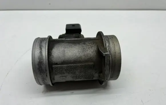 Audi A6 S6 C5 4B Mass air flow meter 059906461D AFH7025C