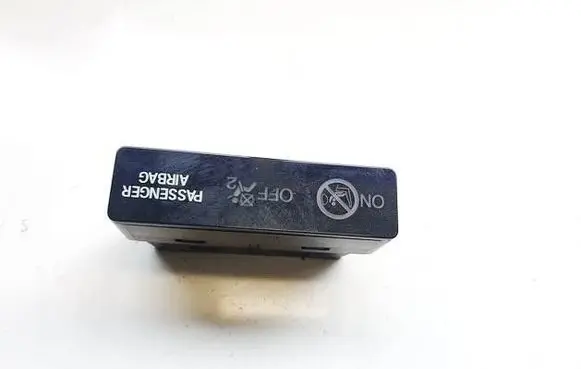 Honda Jazz Passenger airbag on/off switch M57662