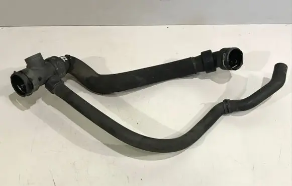 Audi A4 S4 B7 8E 8H Engine coolant pipe/hose 8E0121049T