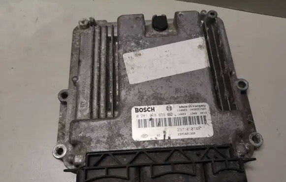 Renault Scenic III - Grand scenic III Engine control unit/module 0281018659 237101074R 237102136R