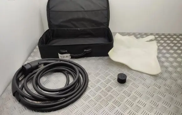 Renault Zoe Electric car charging cable 296955250R