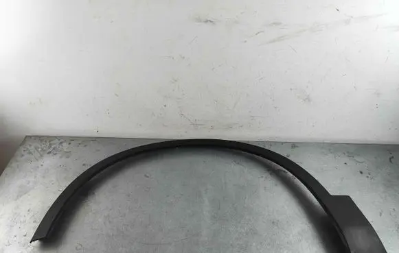 Front arch trim