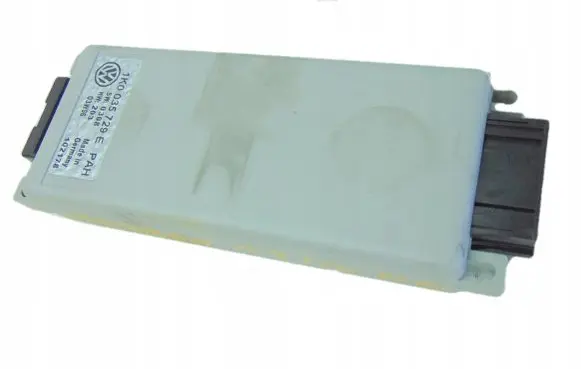 Volkswagen Touran I Phone control unit/module 1K0035729E