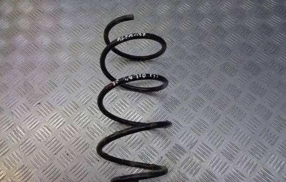 Alfa Romeo 147 Rear coil spring