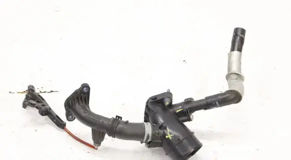Mercedes-Benz B W247 Intercooler hose/pipe 165767603R