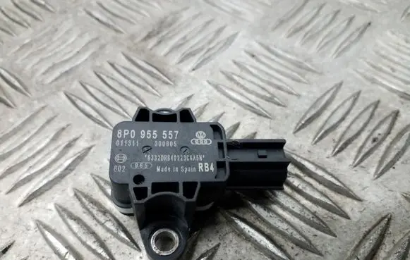 Audi A3 S3 A3 Sportback 8P Airbag deployment crash/impact sensor 8P0955557