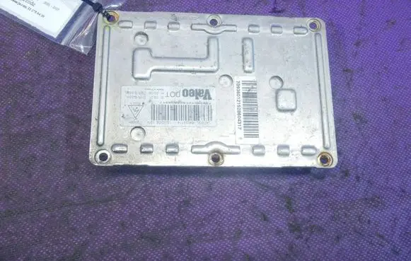 Renault Laguna II Voltage converter/converter module 89035114