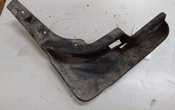 Nissan X-Trail T30 Front mudguard 638548H300