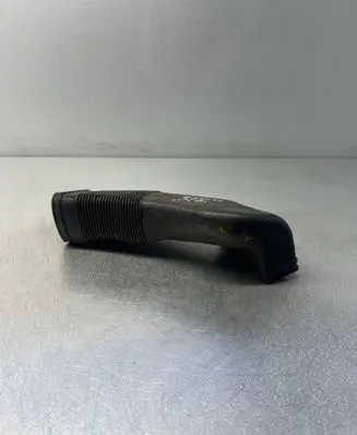 Audi A6 S6 C5 4B Air intake hose/pipe 3D0129617E
