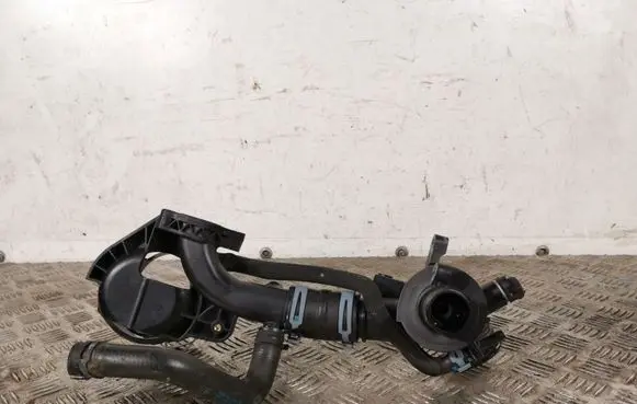 Infiniti Q50 Engine coolant pipe/hose A6512001715
