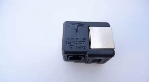 Tesla Model Y Other control units/modules 168190400A