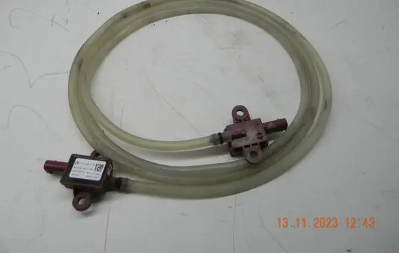 Mercedes-Benz E W213 Airbag deployment crash/impact sensor A2139051500 5WK44941 19050200815