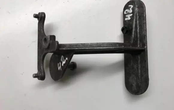 Mercedes-Benz C W204 ABS pump bracket A2044310240