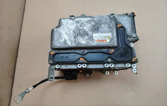 Toyota Prius (XW30) Voltage converter inverter G920047140