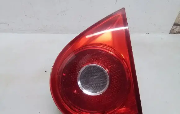 Volkswagen Golf V Tailgate rear/tail lights 285002