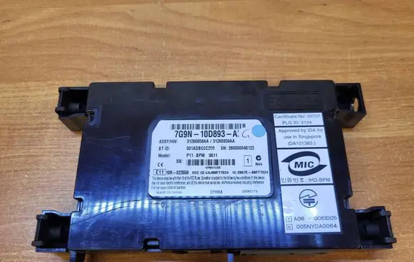 Volvo V70 Bluetooth control unit module 7G9N10D893AC 31260859AA 31260858AA