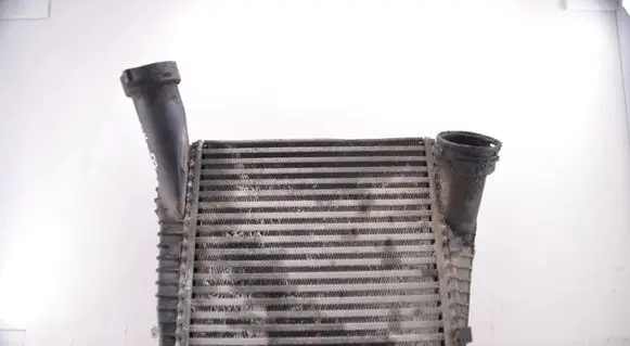Audi Q7 4L Intercooler radiator 7L6145803C
