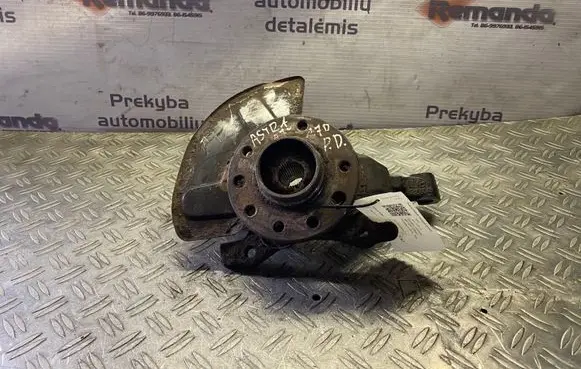 Opel Astra H Front wheel hub