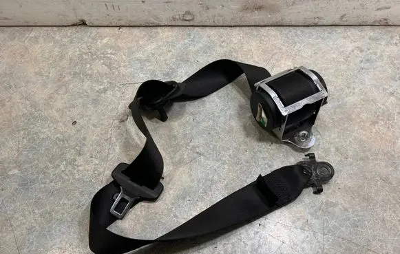 BMW 5 F10 F11 Front seatbelt 9164052