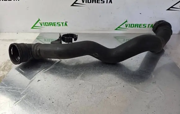 Intercooler hose/pipe