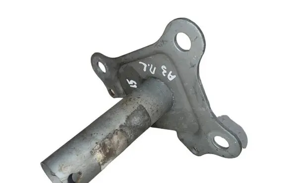 Audi A3 S3 8L Front bumper mounting bracket 8L0807133A