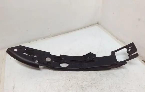 Volkswagen Touareg I Front bumper mounting bracket 7L6807184C