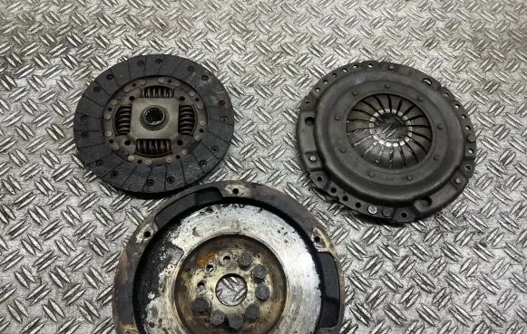 Opel Zafira A Clutch set kit 412015904