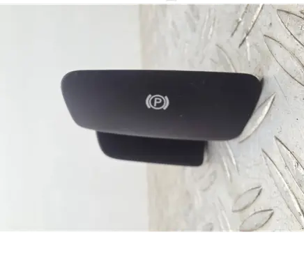 Audi Q7 4L Hand brake release handle 4L1711878