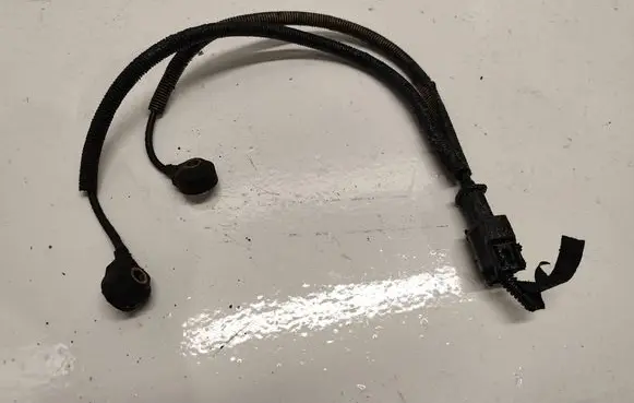 Volvo XC90 Detonation knock sensor 9432570