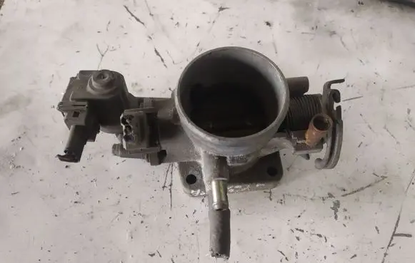 Hyundai Sonata Throttle body valve 9540930001