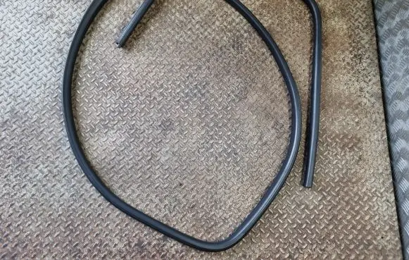 Cadillac Escalade Front door rubber seal