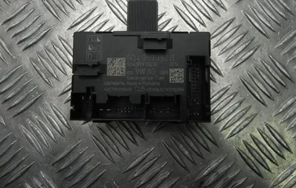 Skoda Octavia Mk3 (5E) Door control unit/module 5Q4959392E G1344