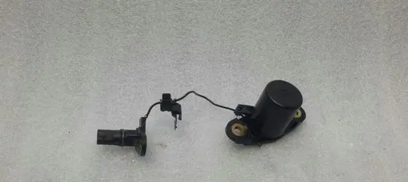 Mercedes-Benz GLS X166 Oil level sensor A0011531332