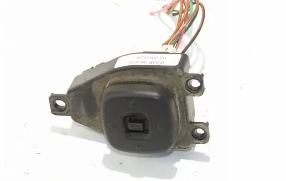Wing mirror switch