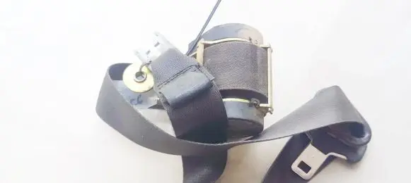 Front seatbelt