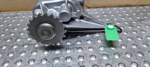 Mercedes-Benz Sprinter W906 Oil pump A6461810047