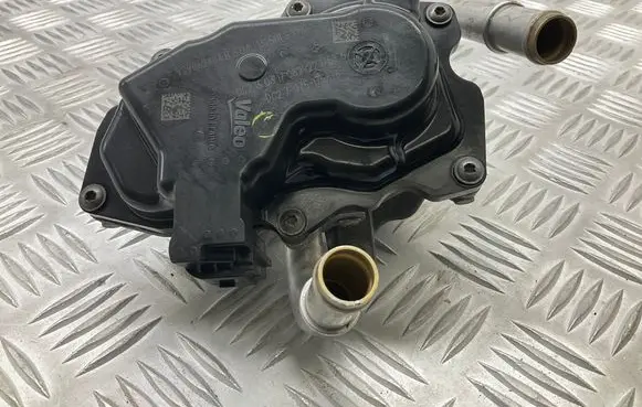 Audi A4 S4 B9 EGR valve 04L131501S