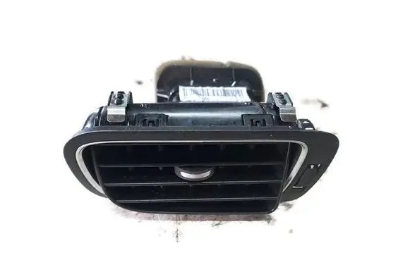 Volkswagen Cross Polo Intercooler air guide/duct channel 6C0819704A 31032015