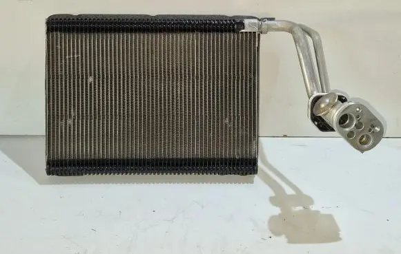 BMW 3 F30 F35 F31 Air conditioning (A/C) radiator (interior) 9289832